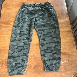 Camouflaged High Waist Joggers